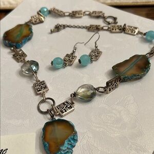 Elegant Silver and Blue Agate Necklace Set